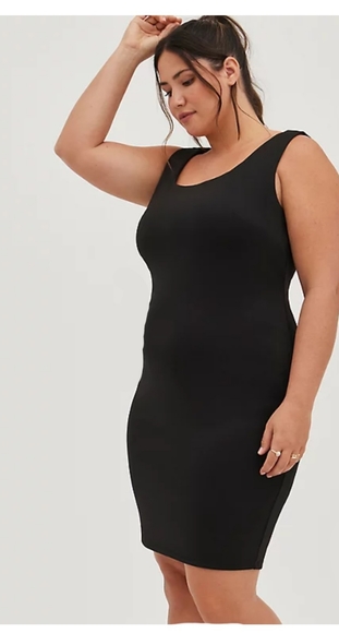 Torrid Built-in Contouring Scuba Dress - Picture 2 of 10
